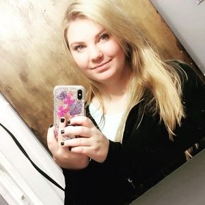 Meet your Posher, Marianne